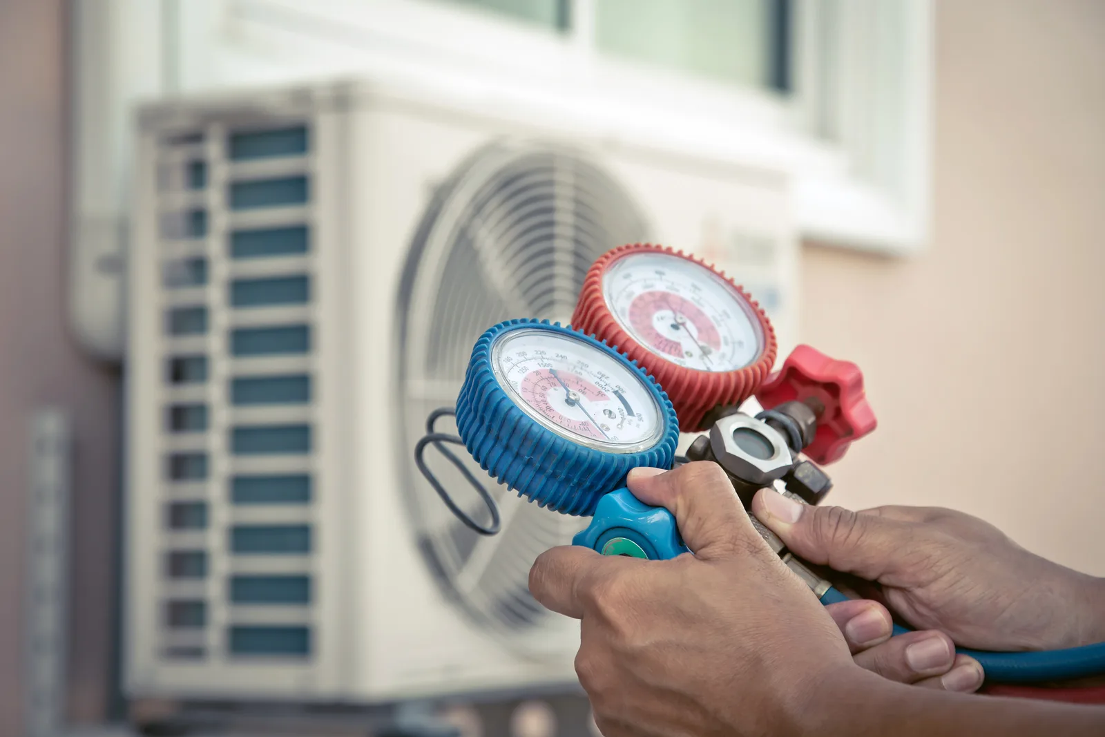 Gaz naturels en climatisation et chauffage: quelles normes en Suisse et comment s’y préparer?
