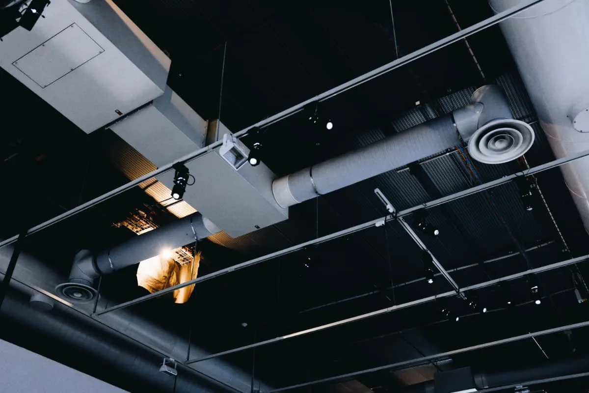 Comment se mettre aux normes incendie ventilation en Suisse?